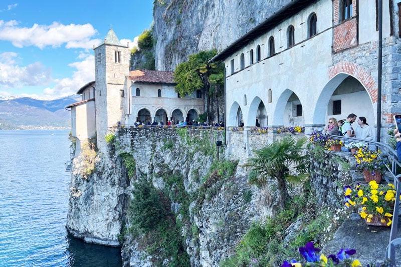 Lily Lake Maggiore 라베노 외부 사진